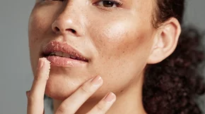 5 (δοκιμασμένες) lip masks για τα πιο βελούδινα χείλη που είχες ποτέ