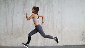 Τρέξιμο ή περπάτημα; Με ποια δραστηριότητα χάνεις κιλά και γυμνάζεσαι περισσότερο;