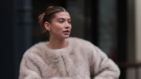 2 χτενίσματα που θα κάνουν ακόμα και τα πιο λεπτά μαλλιά να δείξουν πυκνά και γεμάτα όγκο