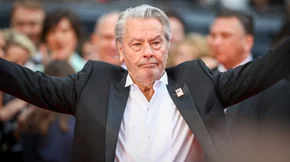 Ο Αλέν Ντελόν αποφάσισε να πεθάνει με ευθανασία και ο γιος του δέχτηκε να τον βοηθήσει