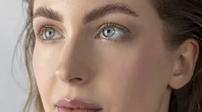 Έτσι θα εφαρμόζεις τις σκιές ματιών σαν επαγγελματίας