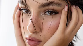 4 μάσκαρα φρυδιών που χαρίζουν άμεσο brow lift και πυκνό αποτέλεσμα