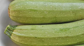 Κολοκυθάκια: Γιατί αξίζει να τα βάλεις στη διατροφή σου - Και ιδέες γευμάτων