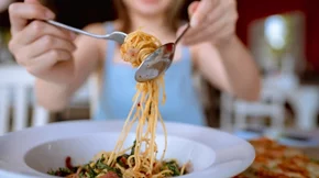 Υδατάνθρακες: Ποια είναι, τελικά, η ιδανική ποσότητα ημερησίως;