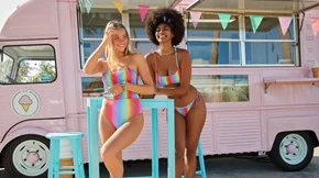 Positive Vibes | Η νέα συλλογή με μαγιό της Tezenis θα σε κάνει να ανυπομονείς περισσότερο για τις διακοπές