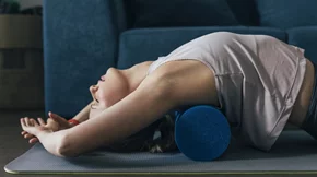 Foam Rolling: Οι ασκήσεις "μασάζ" που θα σε πείσουν να το εντάξεις στις προπονήσεις σου