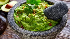 Αυθεντική γουακαμόλε από την Αργυρώ Μπαρμπαρίγου!