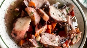 Θαλασσινά και σαρακοστιανά με... μέτρο: Πότε μπορούν να εκτοξεύσουν τις τιμές της χοληστερίνης