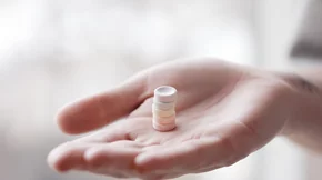 Οι πιο απαραίτητες βιταμίνες στα 30, στα 40, στα 50 και στα 60 σου