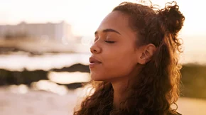 8 τρόποι να καταπολεμήσεις τη δυσάρεστη αναπνοή