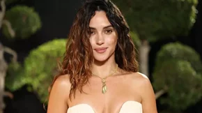 4 κολακευτικά κουρέματα για σγουρά μαλλιά