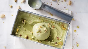 Συνταγή για αυθεντικό παγωτό φιστίκι με μόλις 4 υλικά - χωρίς ίχνος ζάχαρης