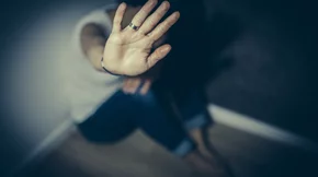 Αύξηση παρουσιάζουν οι γυναικοκτονίες μετά την άρση των lockdown