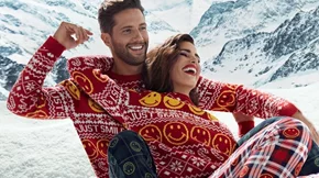 Yamamay: Η εορταστική συλλογή της είναι μια ωδή στη δεκαετία του 1980