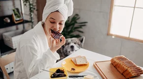 Φούσκωμα στην κοιλιά: Αυτή η τροφή το μειώνει, λέει το Ελληνικό Ινστιτούτο Διατροφής