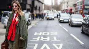 Πιο λεπτή και πιο ψηλή μέσα σε λίγα λεπτά: Μία Youtuber μας δείχνει τους τρόπους