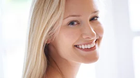 3 απλές συνήθειες που βοηθούν τις Σκανδιναβές να έχουν λαμπερή επιδερμίδα "σαν μωρού"