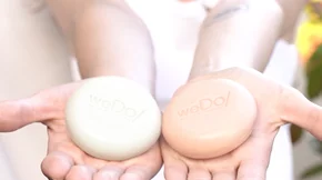 Το σαμπουάν που σέβεται το περιβάλλον και συμβάλλει στη μείωση των απορριμμάτων