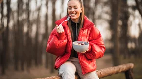 Ποια είναι η καλύτερη δίαιτα σύμφωνα με τις νέες τάσεις για την υγιεινή διατροφή;