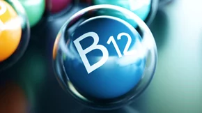 7 συμπτώματα που δείχνουν πιθανή ανεπάρκεια βιταμίνης B12