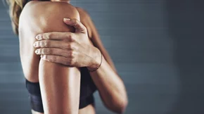 Όσα πρέπει να γνωρίζεις για την ασβεστοποιό τενοντίτιδα ώμου