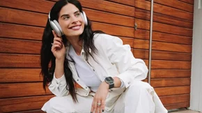 Η Χριστίνα Μπόμπα δείχνει τις ιδανικές ασκήσεις για να γυμνάσεις τους γλουτούς