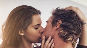 Πώς θα ξέρεις αν βρήκες το άλλο σου μισό; Αυτά είναι τα σημάδια σύμφωνα με τους ειδικούς των σχέσεων