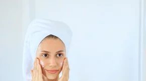 Οι μάσκες προσώπου που χρησιμοποιούν αυτήν την στιγμή όλοι οι A-listers