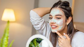 Ενυδατική μάσκα - πίλινγκ για αφυδατωμένο δέρμα