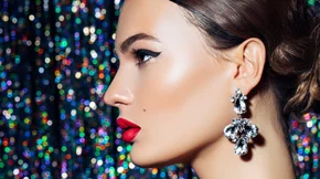 Επίσημο μακιγιάζ; Πώς θα το πετύχεις βήμα βήμα για τις γιορτές
