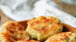 Μπιφτέκι γαλοπούλας γεμιστό με τυρί