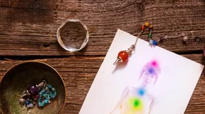 Ομοιοπαθητική, βελονισμός, ρέικι: Οι εναλλακτικές θεραπείες και όσα πρέπει να γνωρίζεις γι' αυτές