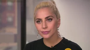 Η Lady Gaga αποκάλυψε ότι πάσχει από Σύνδρομο Μετατραυματικού Στρες μετά το βιασμό στα 19 της