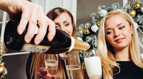 7 καλές συμβουλές για να μην πάρεις γραμμάριο στις γιορτές