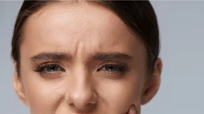 Προσοχή στα δόντια: Αυξημένος κίνδυνος εγκεφαλικού και διαβήτη για όσους έχουν σοβαρή περιοδοντίτιδα