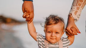 11 μικρά πράγματα που μπορείς να κάνεις με το παιδί σου το καλοκαίρι