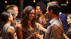 Πώς θα προσελκύσεις τον τύπο άνδρα που θέλεις *πραγματικά* να βγεις ραντεβού