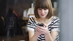 Πως είναι να φλερτάρουν οι άνθρωποι μέσω των social media