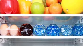 Πώς μπαίνουν τα τρόφιμα στο ψυγείο; Ο αναλυτικός οδηγός για το τι πηγαίνει που!