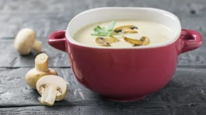 Μανιταρόσουπα: εύκολη, γρήγορη συνταγή για να φτιάξεις σήμερα!