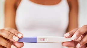 Ναυτία στην εγκυμοσύνη: 4 διατροφικά "τρικ" που βοηθούν