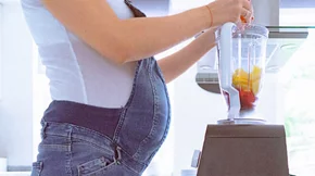 Είμαι έγκυος τι πρέπει να τρώω και τι όχι: Οι 10 κανόνες που πρέπει να ξέρουν οι μέλλουσες μαμάδες