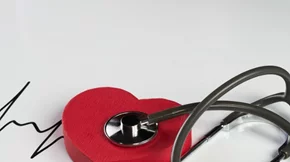 Τι είναι η στεφανιογραφία και πότε είναι απαραίτητη