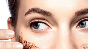 5 συστατικά που δεν πρέπει να βάζεις στο πρόσωπό σου (ιδίως το καλοκαίρι!)