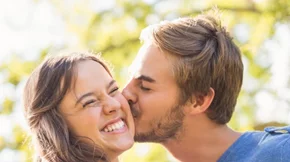 Θέλεις να χάσεις κιλά; Έρωτας είναι η λύση!