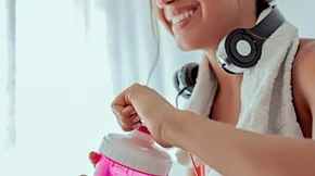 Πώς να φτιάξω σκόνη πρωτεΐνης μόνη μου; Δες την εύκολη συνταγή