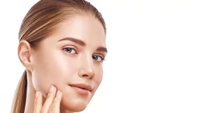 Πώς θα αποκτήσεις υγιή και νεανική επιδερμίδα; Αυτή είναι η απλούστερη και λιγότερο επεμβατική μέθοδος