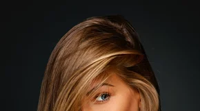 5 μοναδικές αποχρώσεις στα μαλλιά που κυριαρχούν φέτος το καλοκαίρι- Ξανθό, καστανό και ροζ