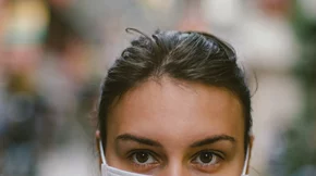 Βοηθά η χειρουργική μάσκα να μην κολλήσουμε γρίπη, τον κοροναϊό της Κίνας ή άλλον ιό;