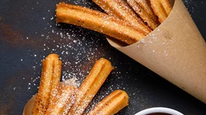 Φτιάξε την αυθεντική συνταγή της Disneyland για απίθανα churros- Τα απολαμβάνουμε σπίτι με τα παιδιά